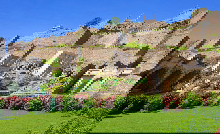 Golconda Fort, Telangana: Largest fort in India