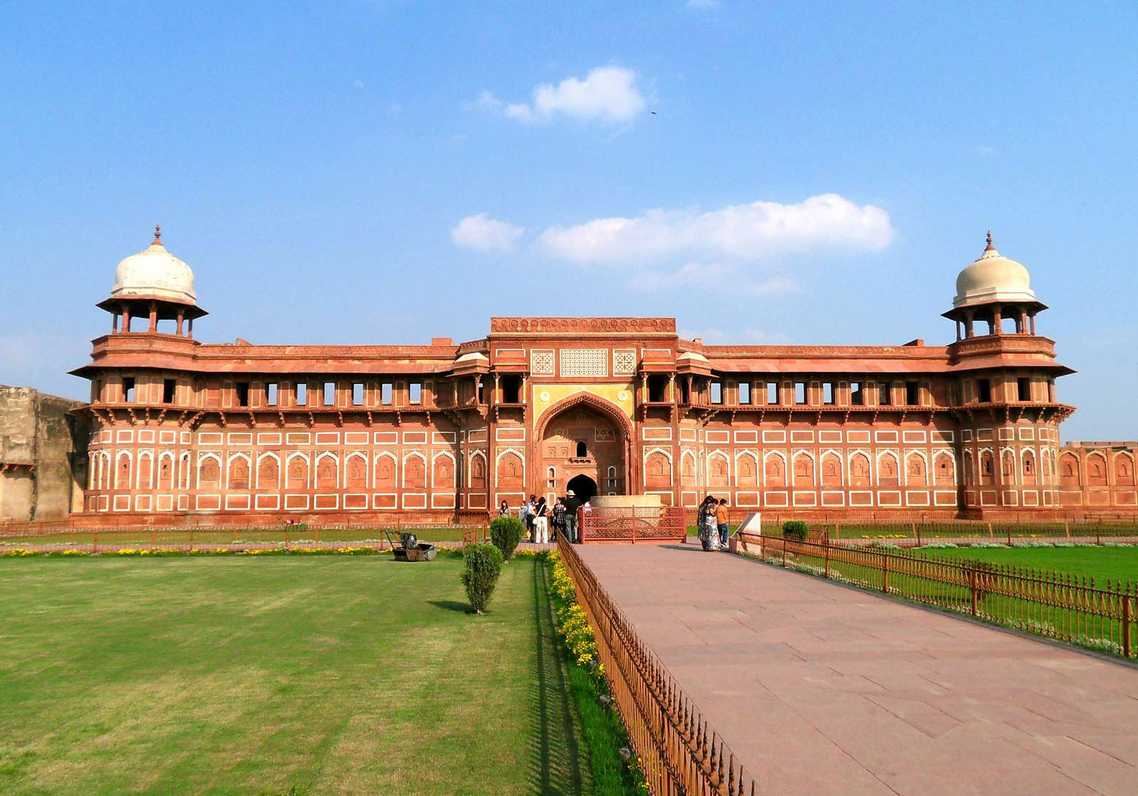 Agra Fort, Agra: Famous forts in India