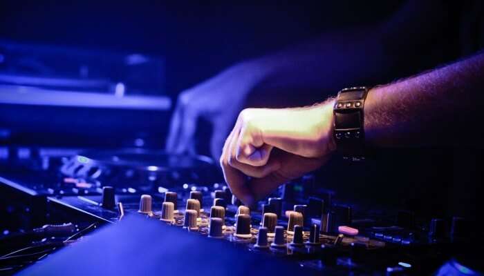 new year parties in mumbai