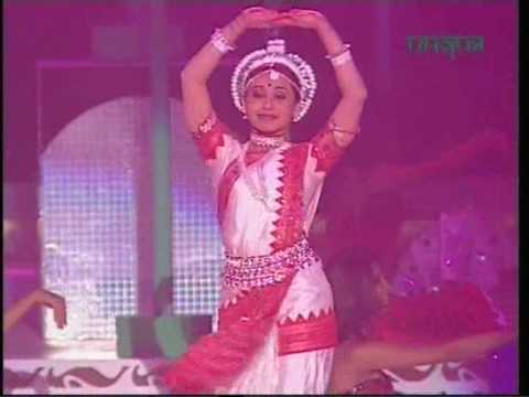 rani dancing on odissa song