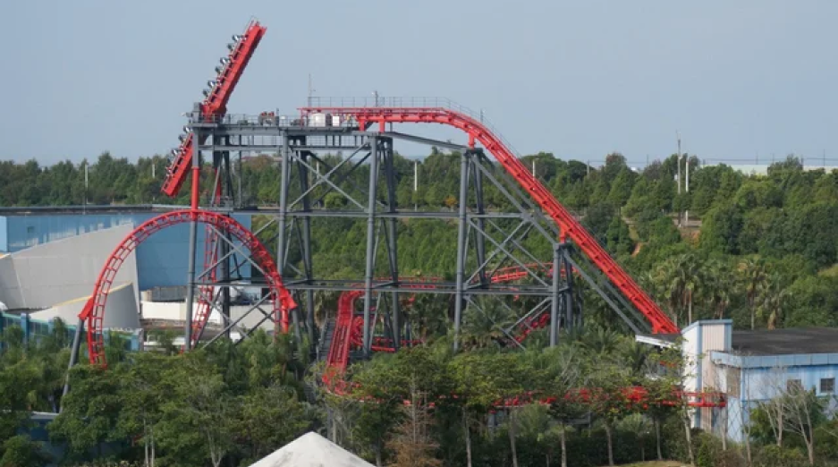 Gravity Max  Roller Coaster