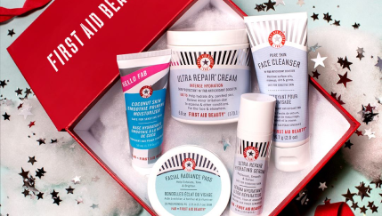 First Aid Dewy Skin Moisturizer Cream