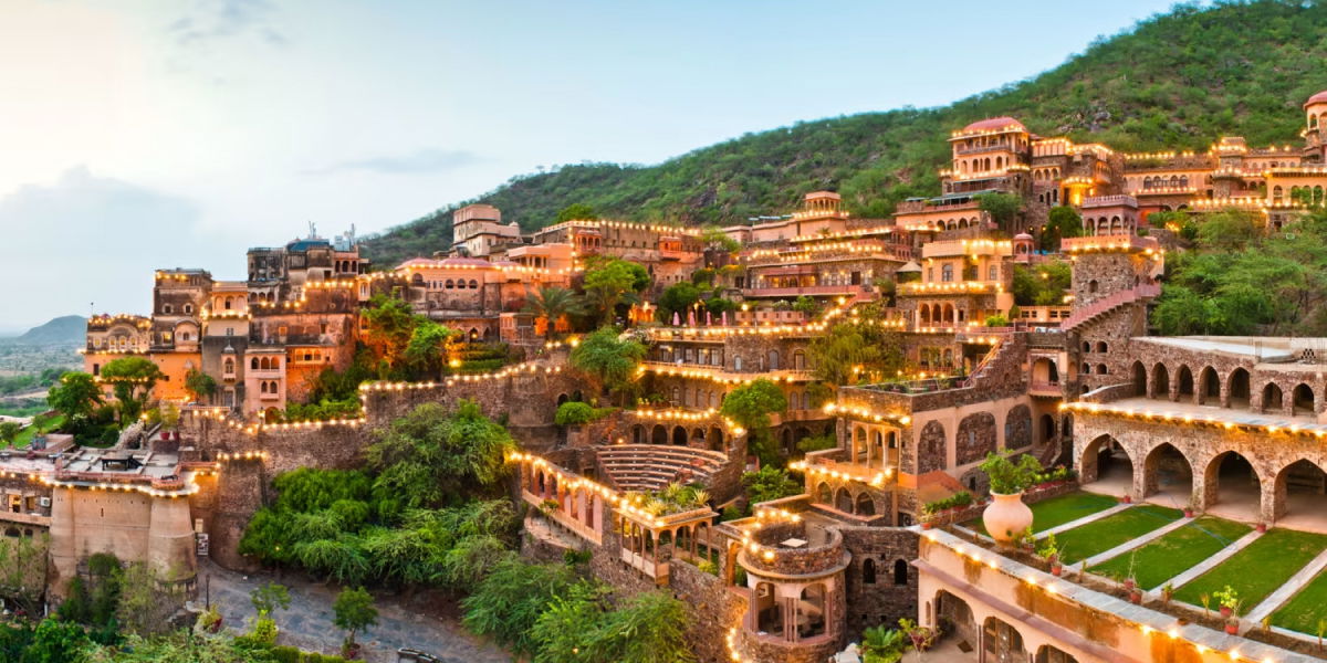 Best places to visit near New delhi