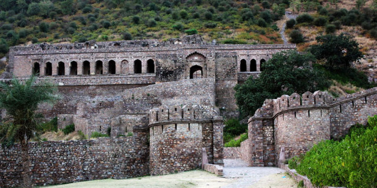 best places to visit near New Delhi