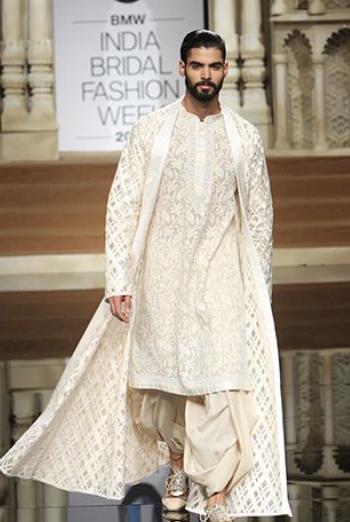 Abu Jani Sandeep Khosla Sherwani