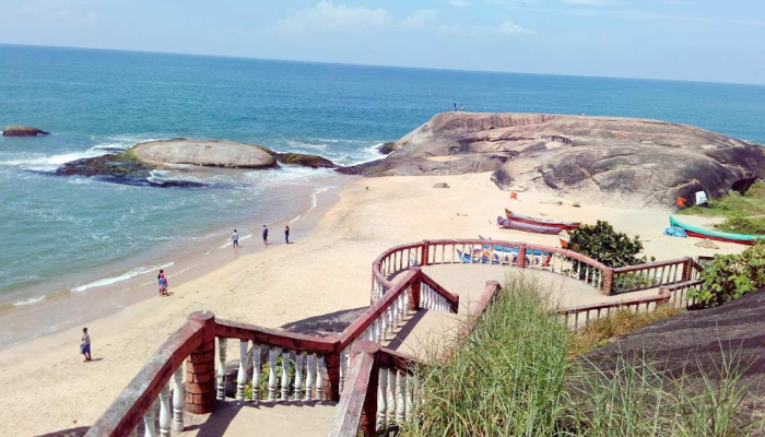Beaches near Mangalore | Someshwara Beach