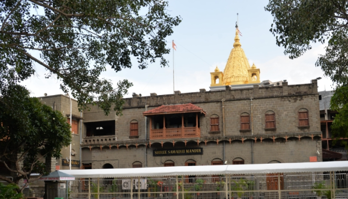 shri sai baba sansthan temple