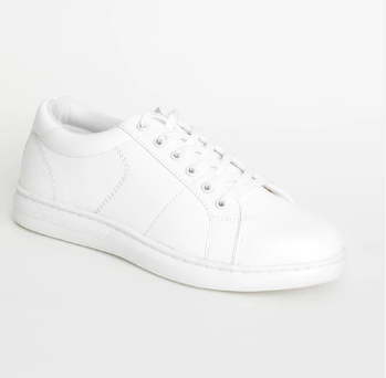 Highlander Men White Solid Sneakers