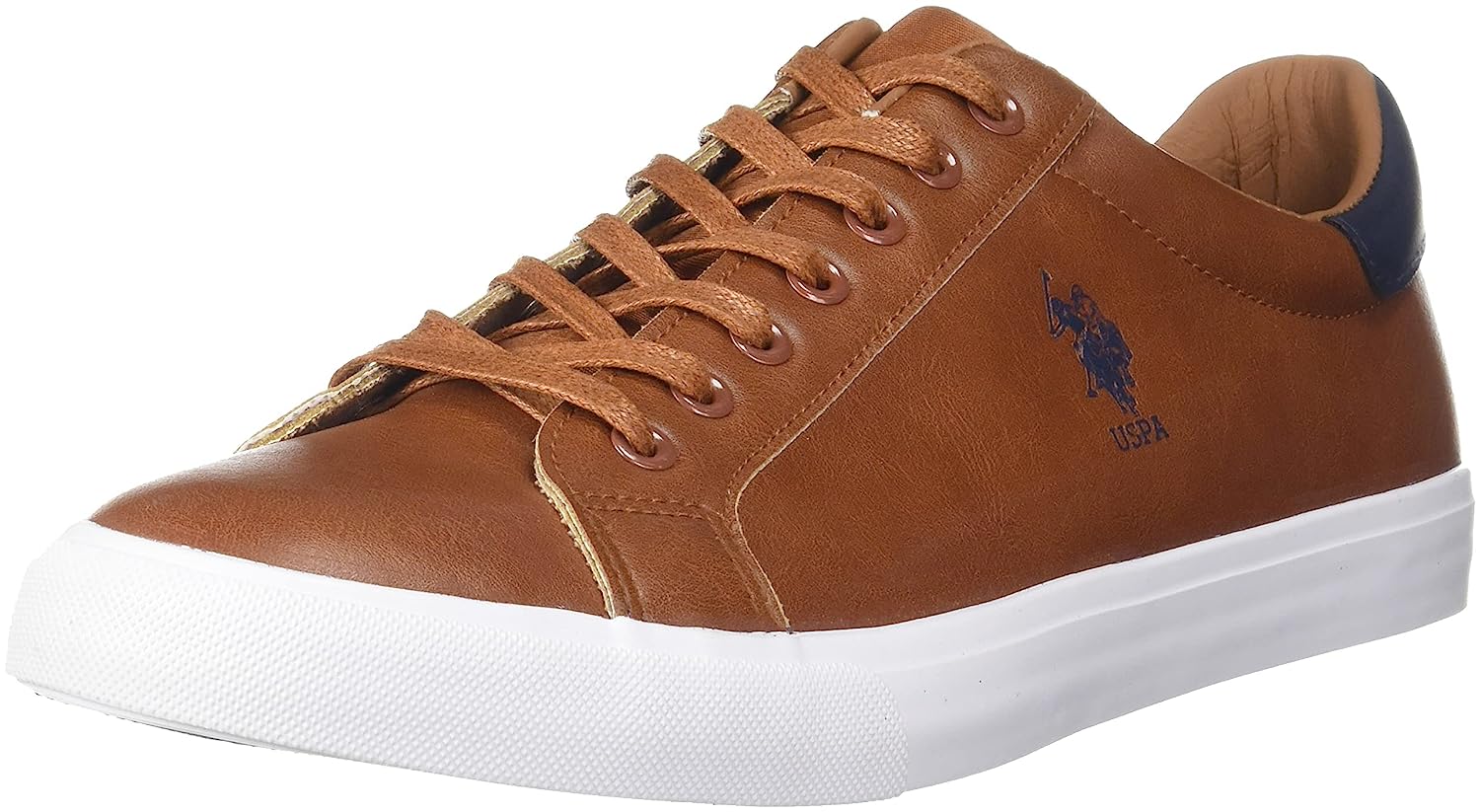 black sneakers under 2000