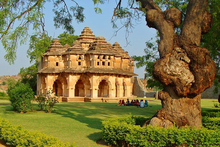 lotus mahal hampi