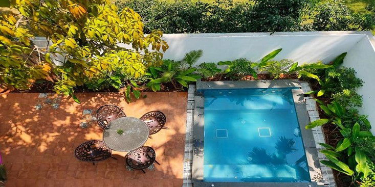 holiday village resort pool