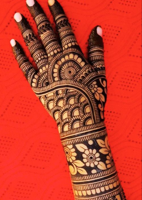 Back Hand Arabic mehndi