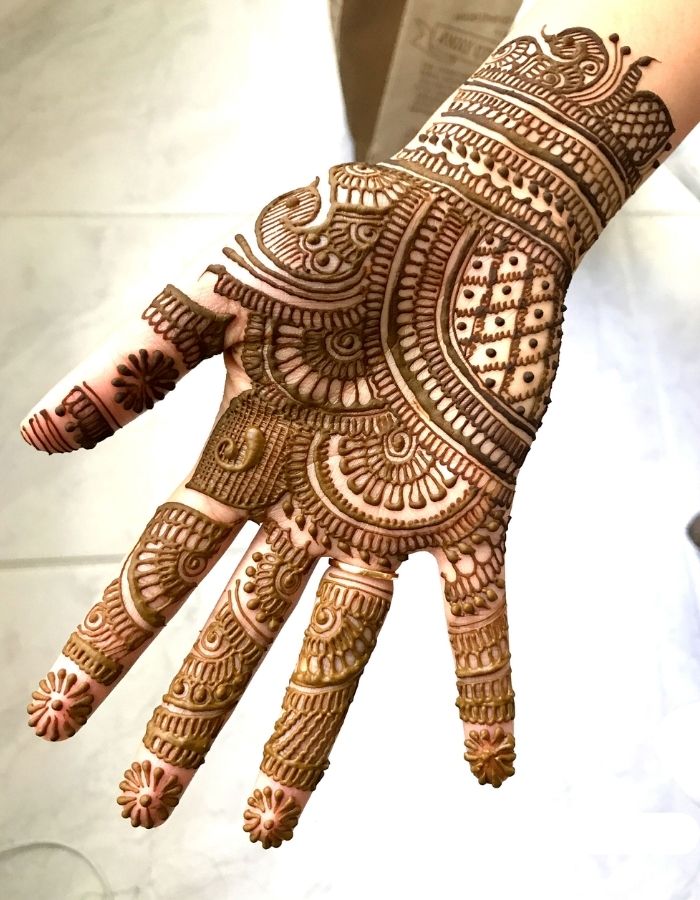 simple mehendi design for bride