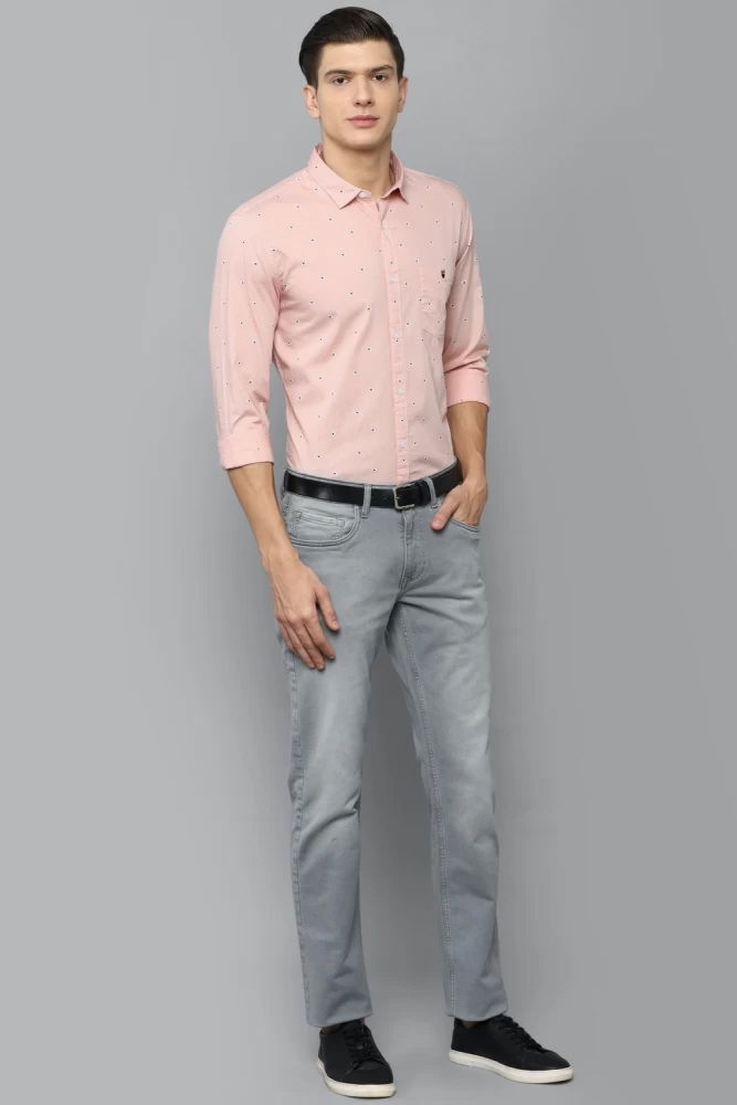 PINK SHIRT WITH GREY JEANS