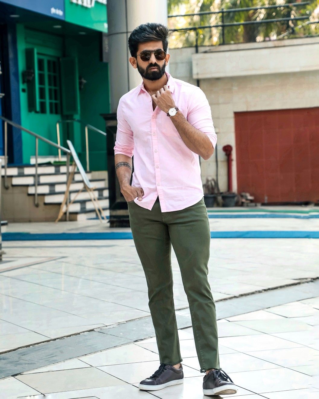 PINK SHIRT WITH GREEN PANTS | | pink shirt combination pant