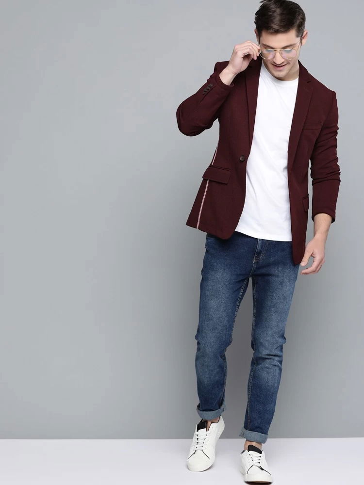 maroon blazer combination with jeans