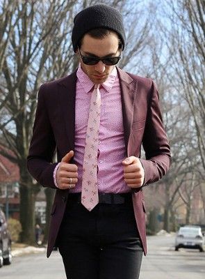 Maroon Blazer with Pink Shirt and Black Combination | maroon blazer combination