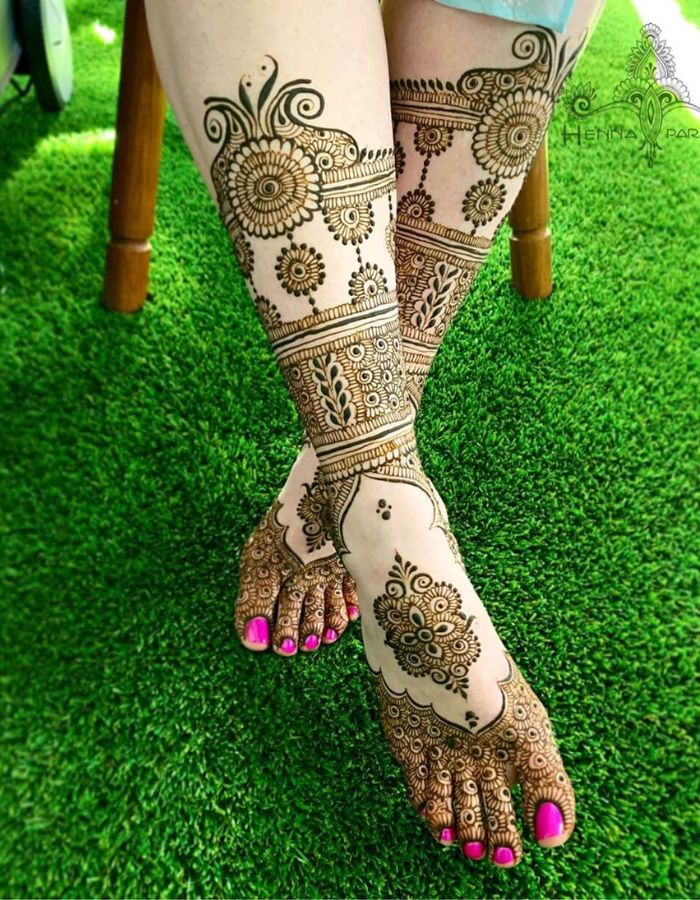Full leg mehendi design