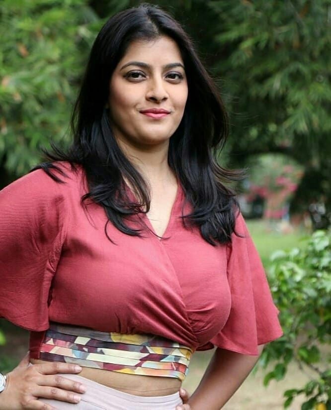 Varalaxmi-Sarathkumar | tamil movie actress name