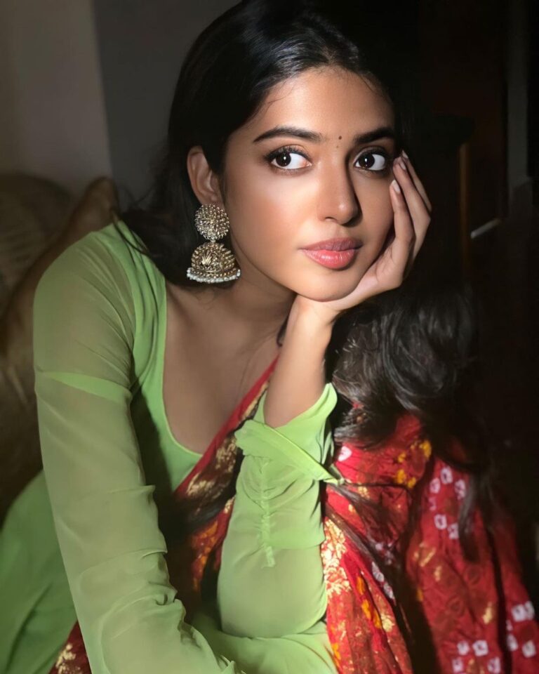 Shivani Rajashekar | Telugu Actresses