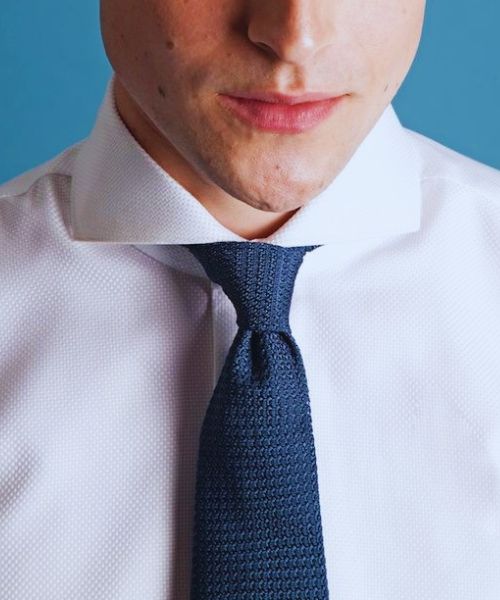 Cutaway Collar
