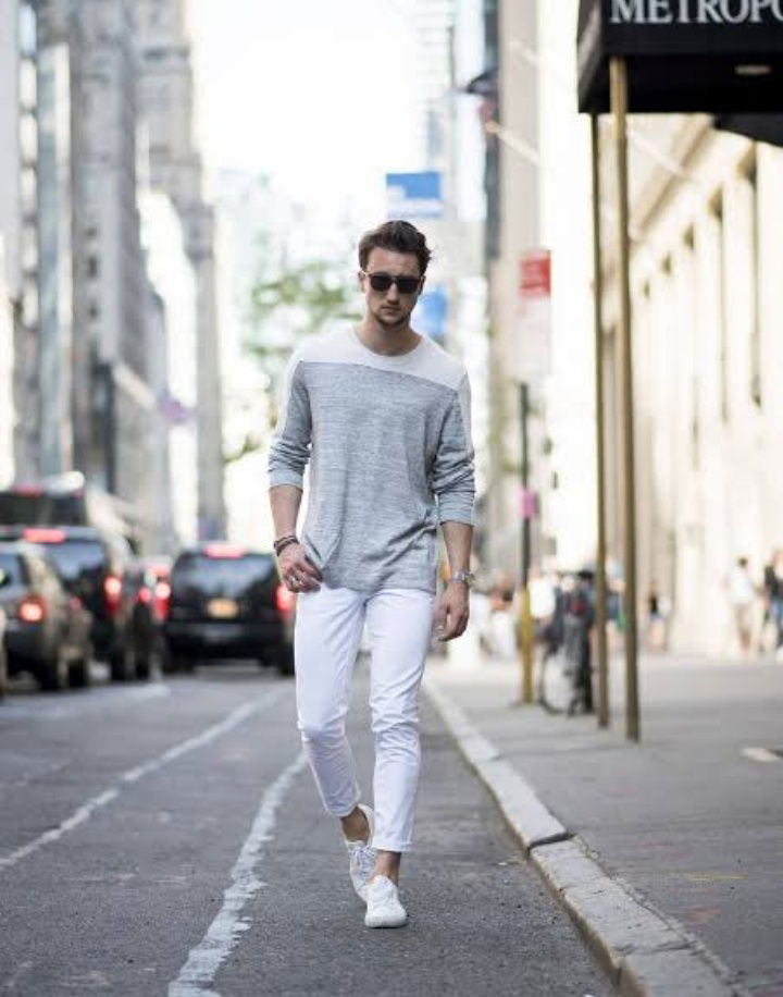 White Jeans with a Grey T-Shirt