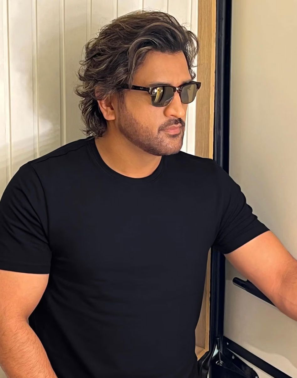 ms dhoni | Handsome Cricketer in India