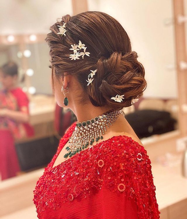 Low Messy Bun | hairstyles for saree