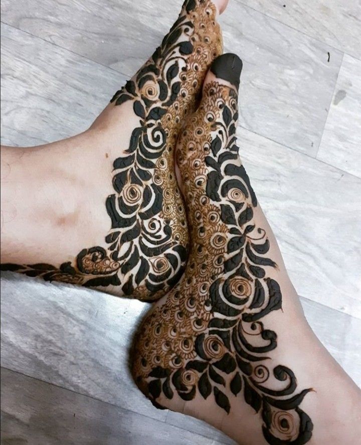 3D floral mehndi