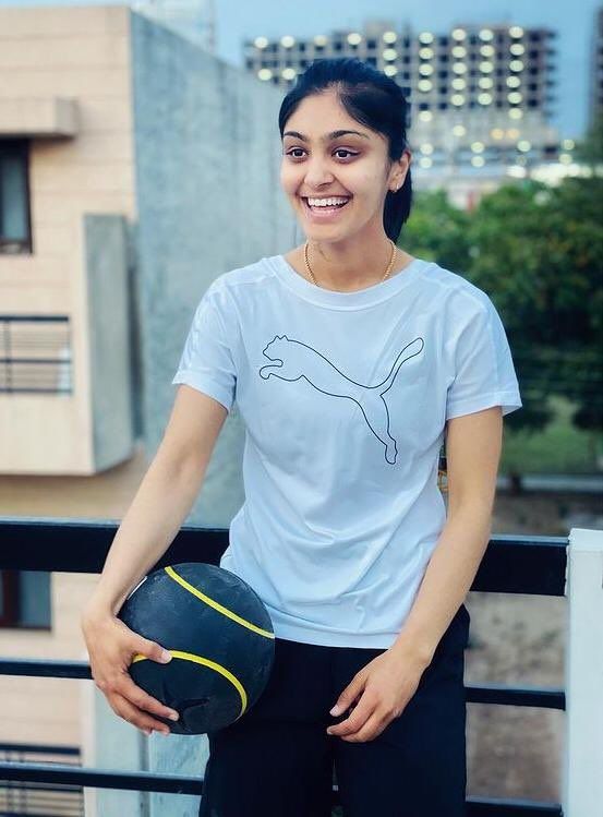 Harleen Deol | beautiful cricketer